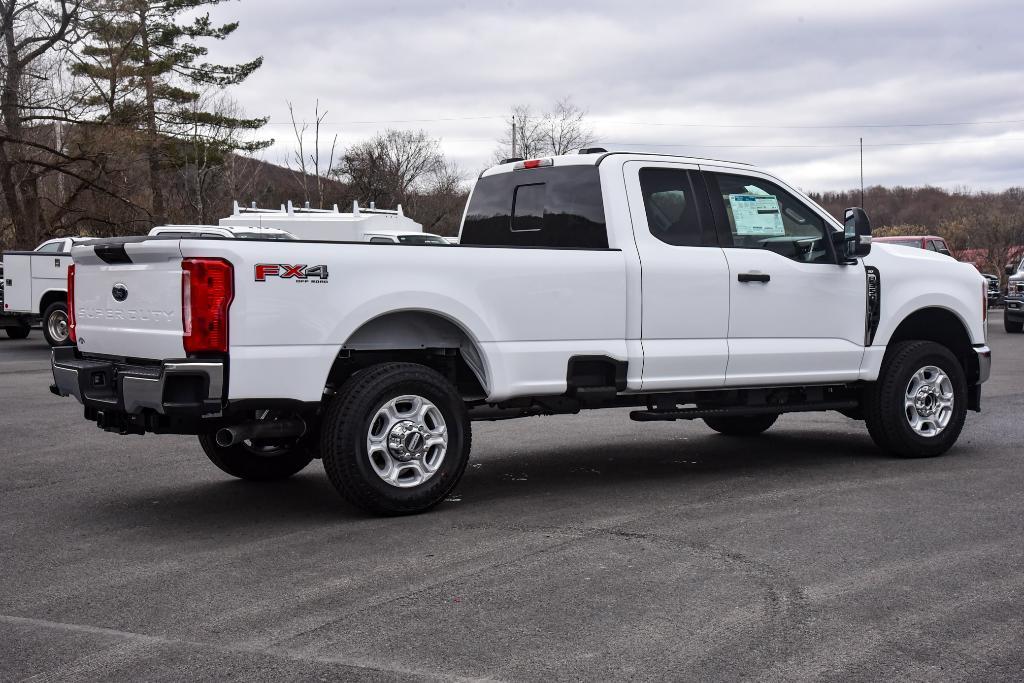 new 2025 Ford F-350 car, priced at $62,265