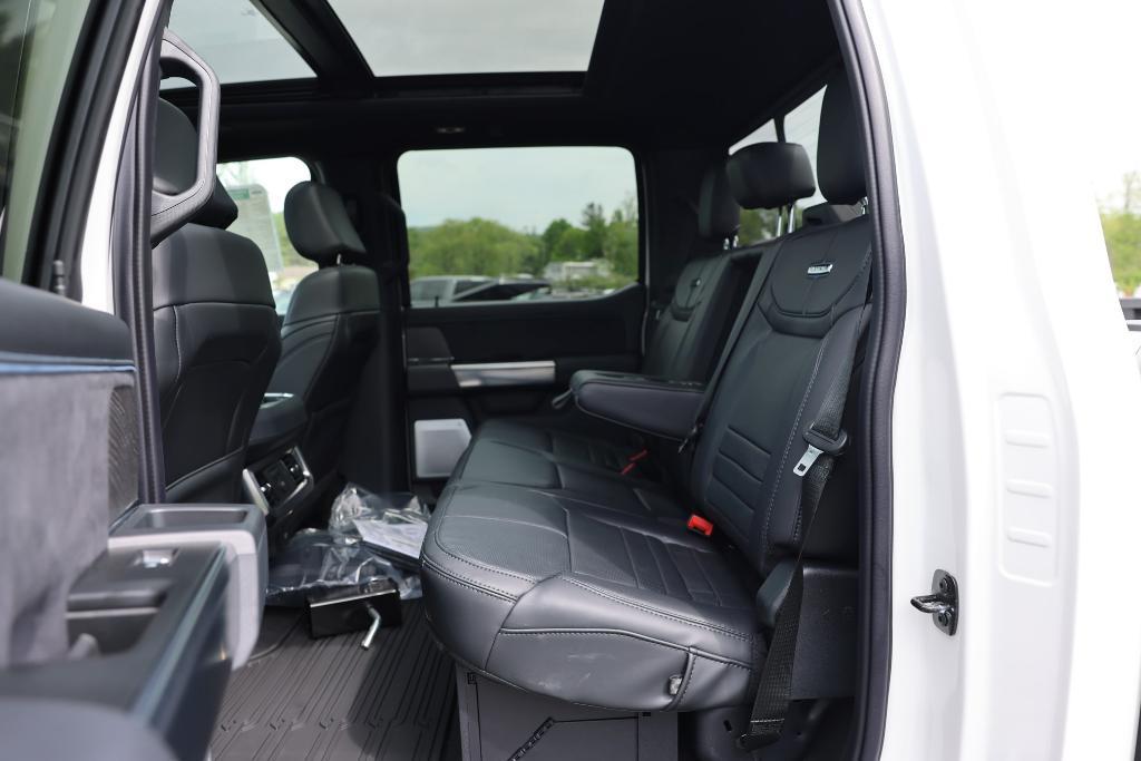 new 2025 Ford F-450 car, priced at $105,565