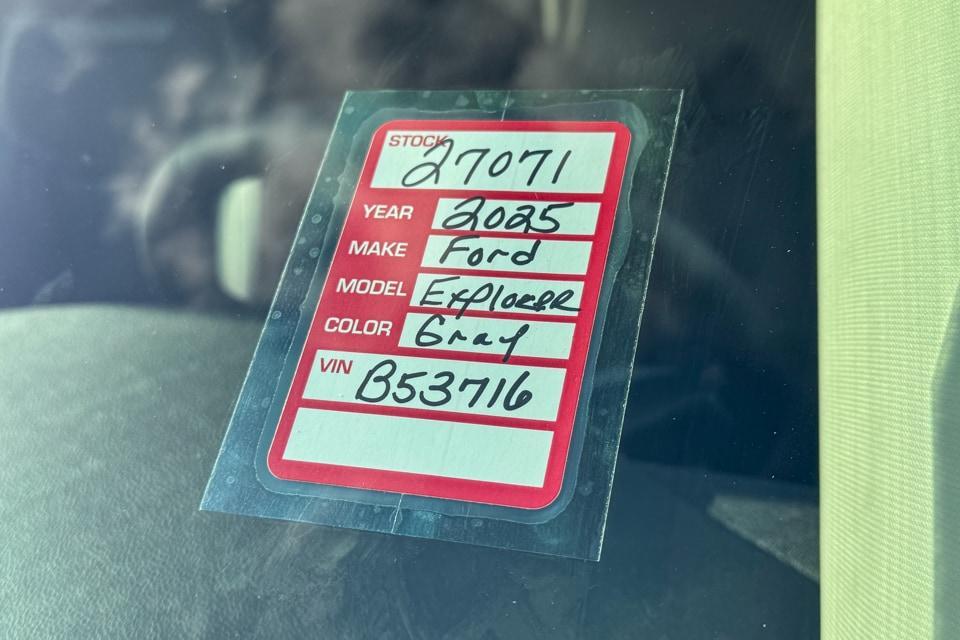 new 2025 Ford Explorer car, priced at $48,205