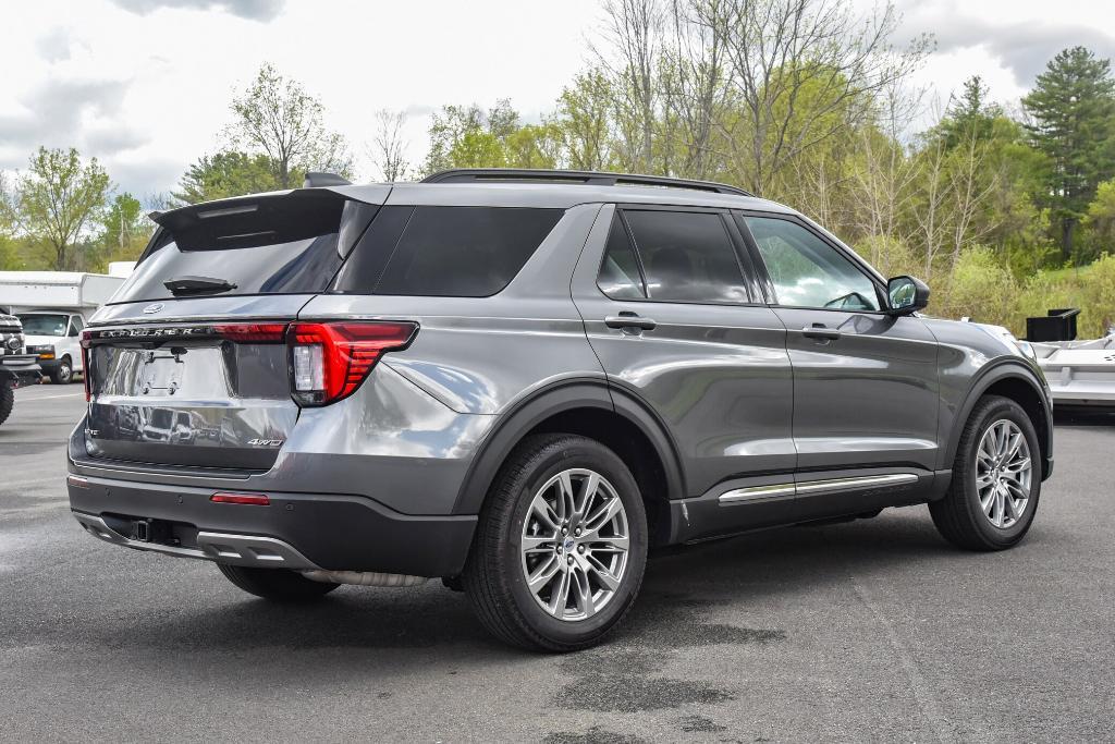 new 2025 Ford Explorer car, priced at $48,205