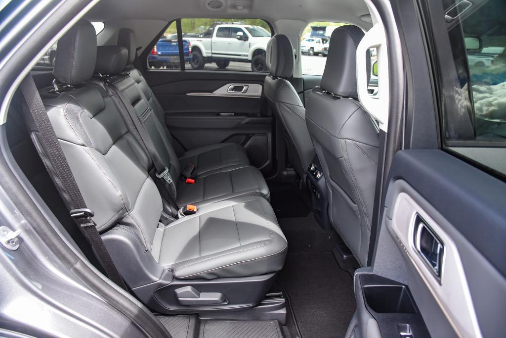 new 2025 Ford Explorer car, priced at $48,205