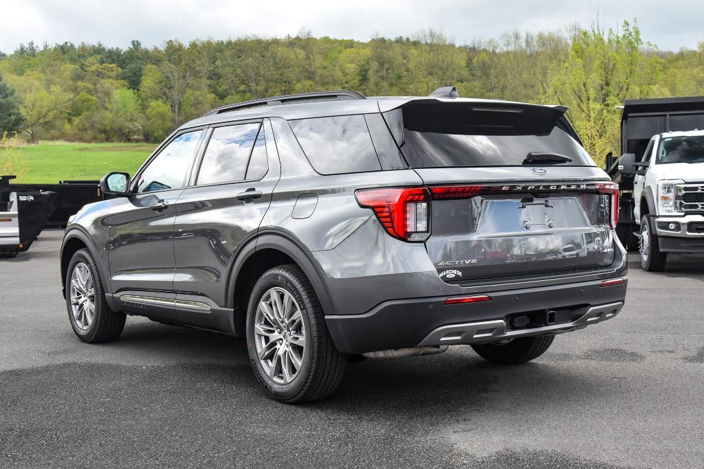 new 2025 Ford Explorer car, priced at $48,205