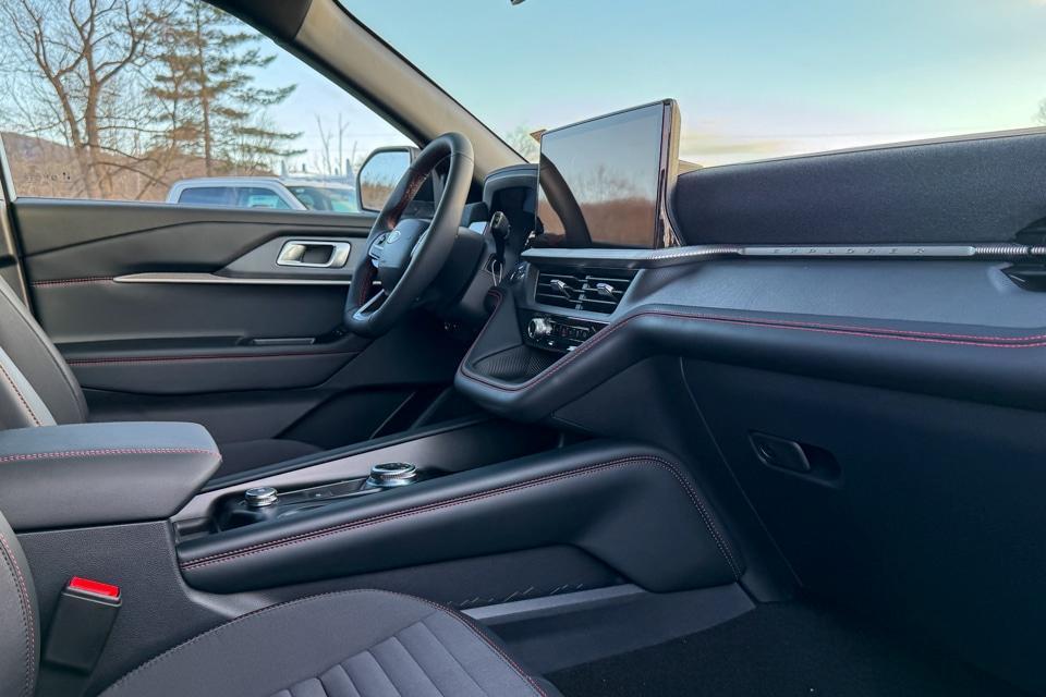 new 2025 Ford Explorer car, priced at $45,517
