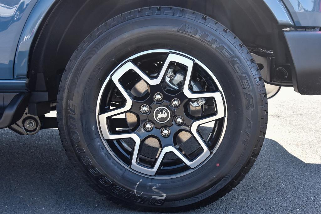 new 2025 Ford Bronco car, priced at $53,299