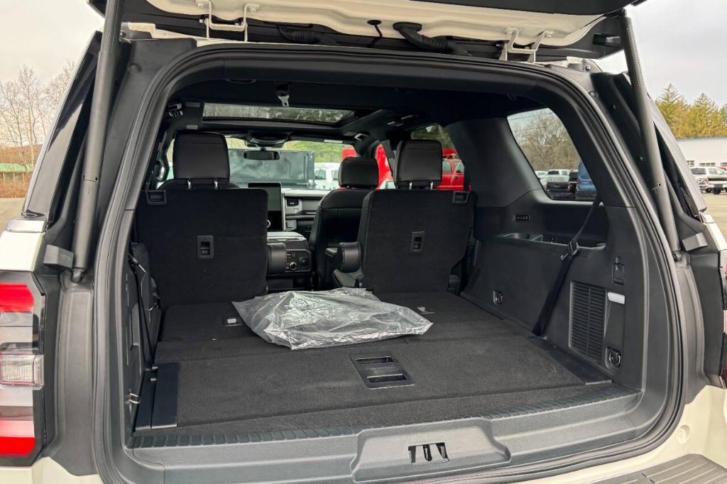 used 2023 Ford Expedition car, priced at $69,900