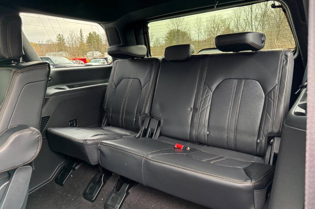 used 2023 Ford Expedition car, priced at $69,900