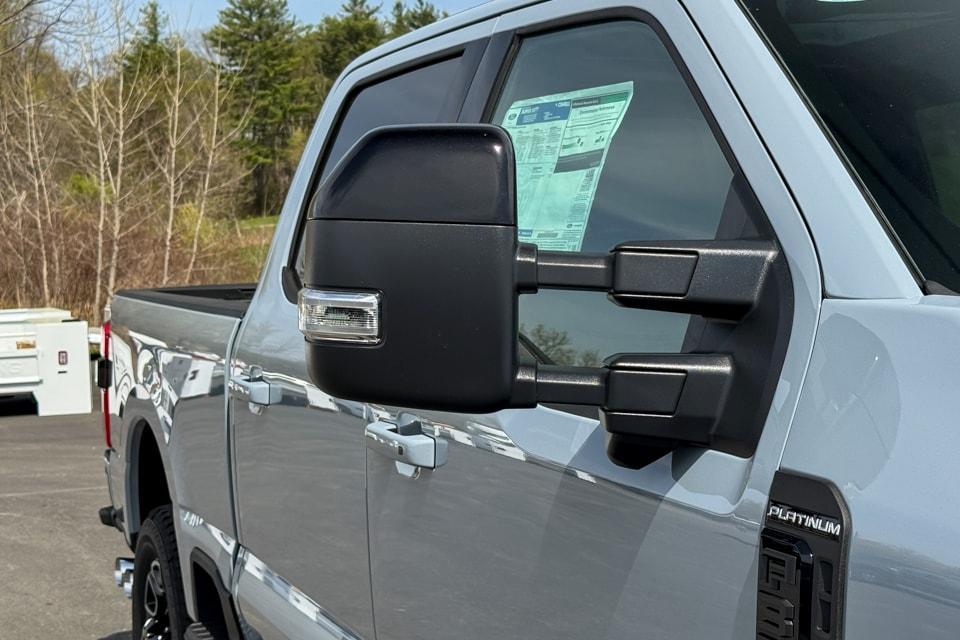 new 2025 Ford F-350 car, priced at $100,415