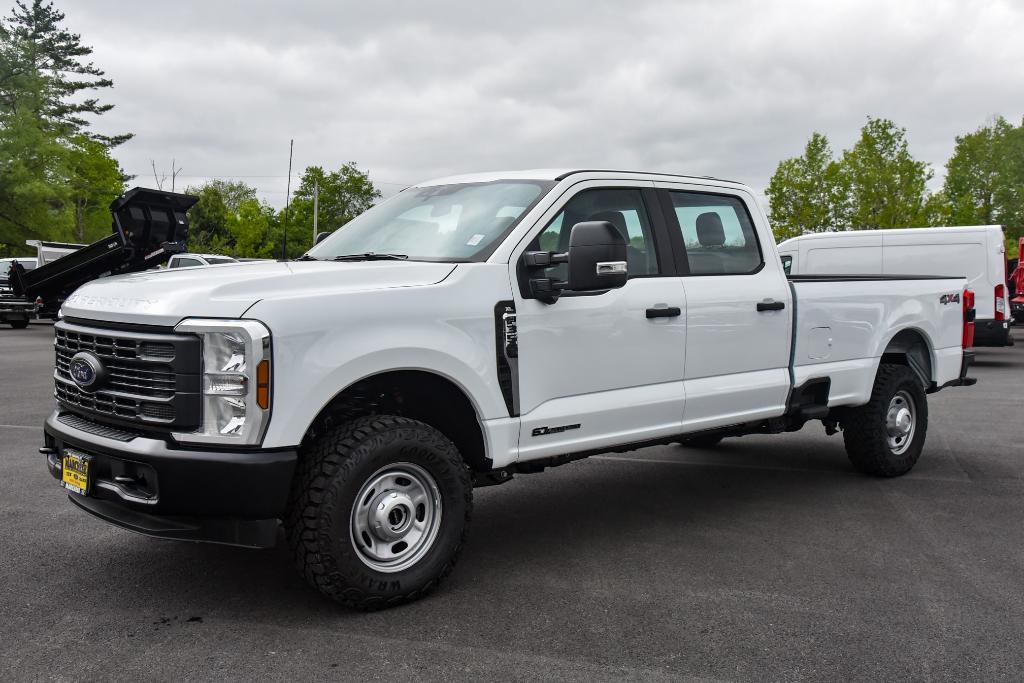 new 2025 Ford F-350 car, priced at $64,740
