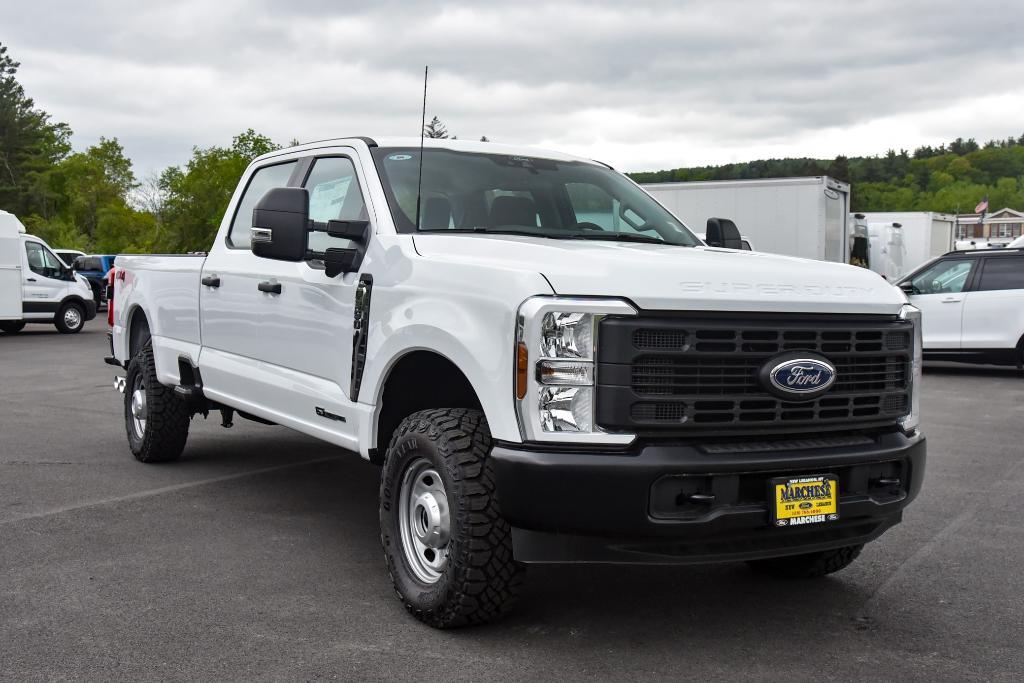 new 2025 Ford F-350 car, priced at $69,580