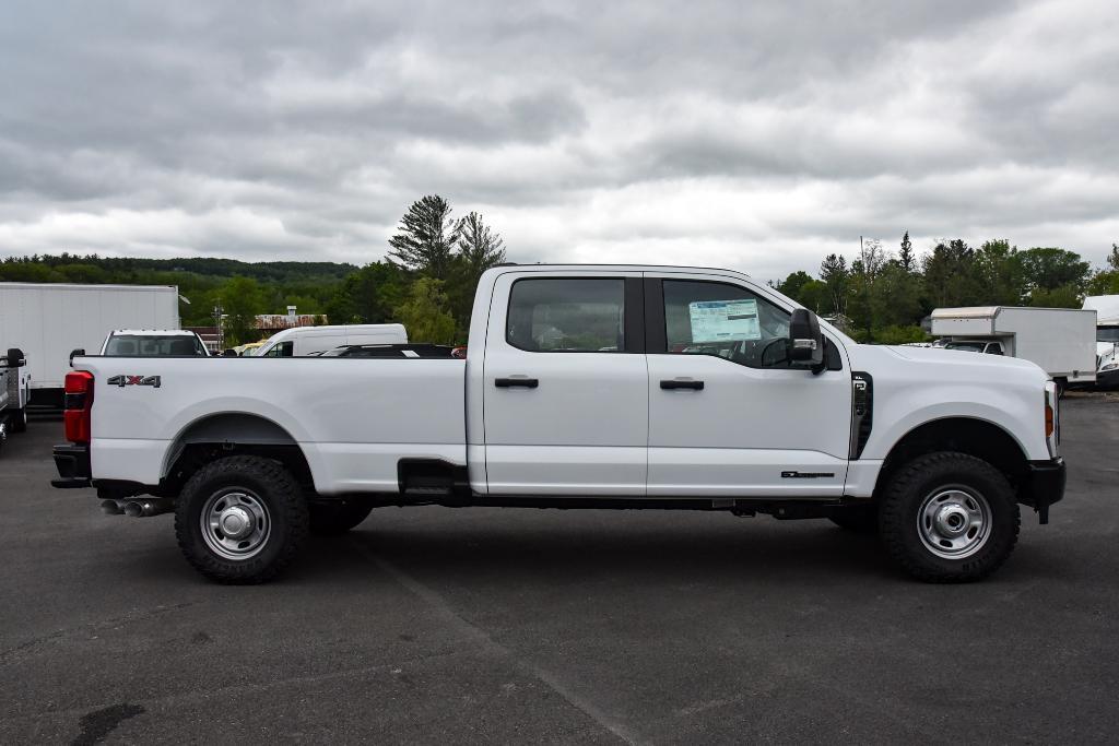 new 2025 Ford F-350 car, priced at $64,740