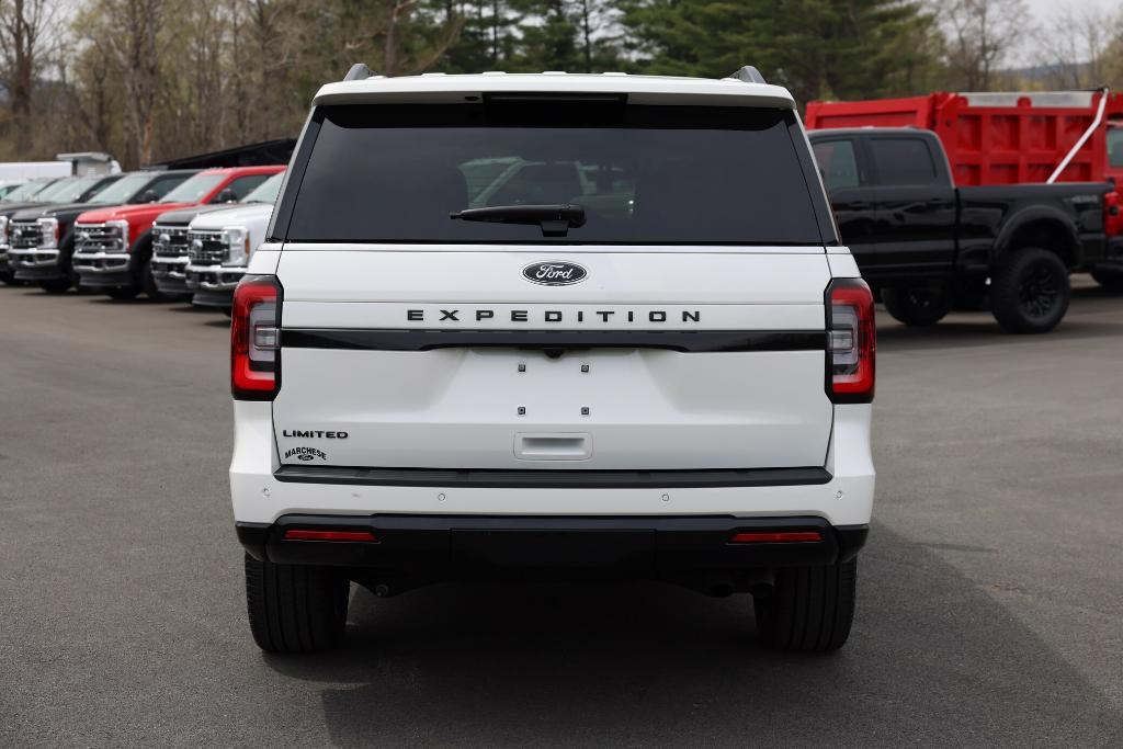 new 2024 Ford Expedition car, priced at $80,651