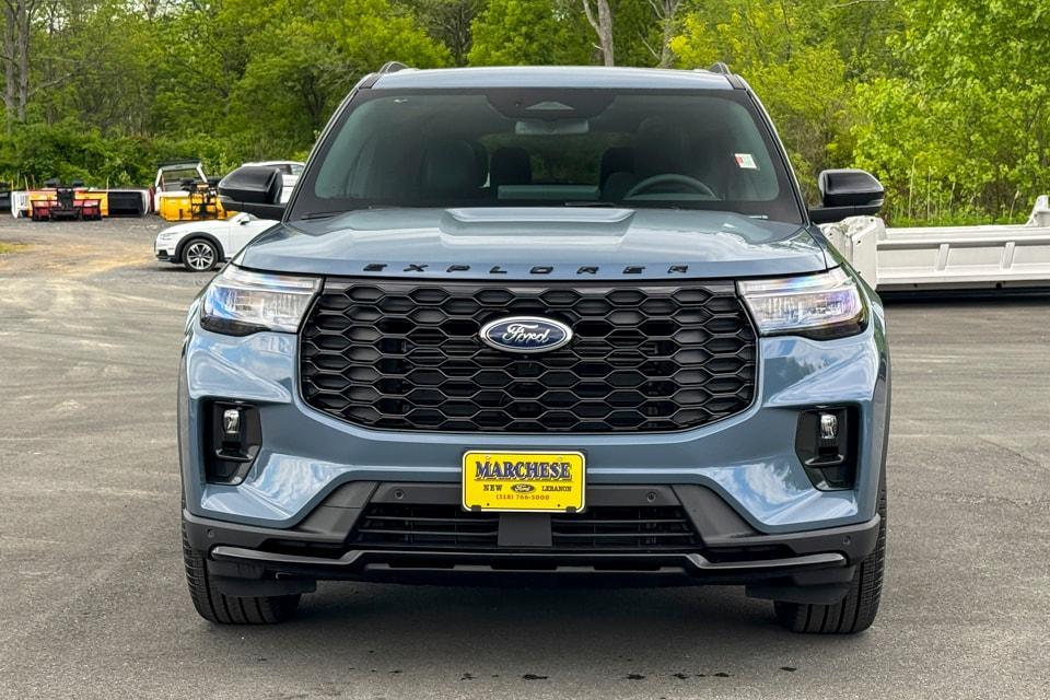 new 2025 Ford Explorer car, priced at $52,935