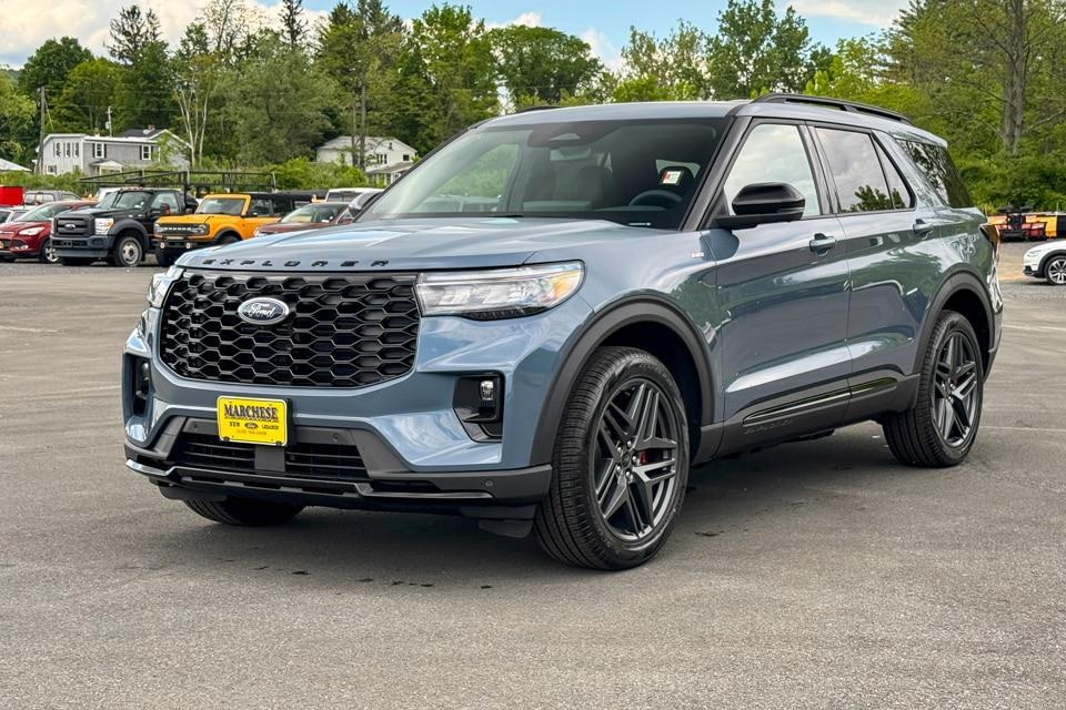 new 2025 Ford Explorer car, priced at $52,935