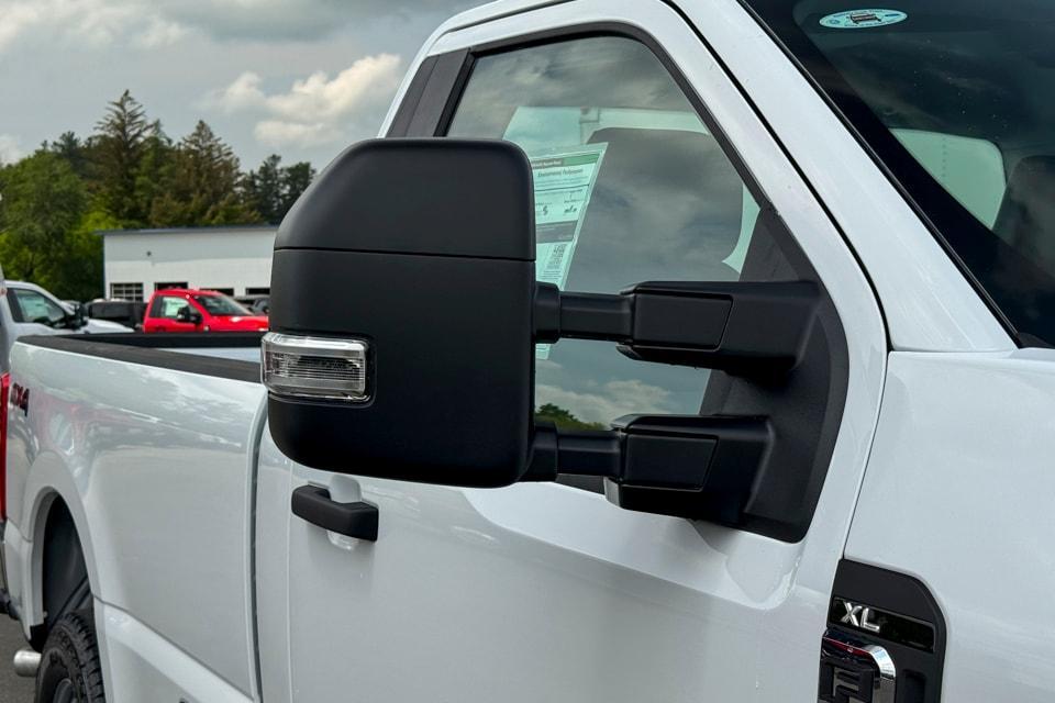 new 2025 Ford F-350 car