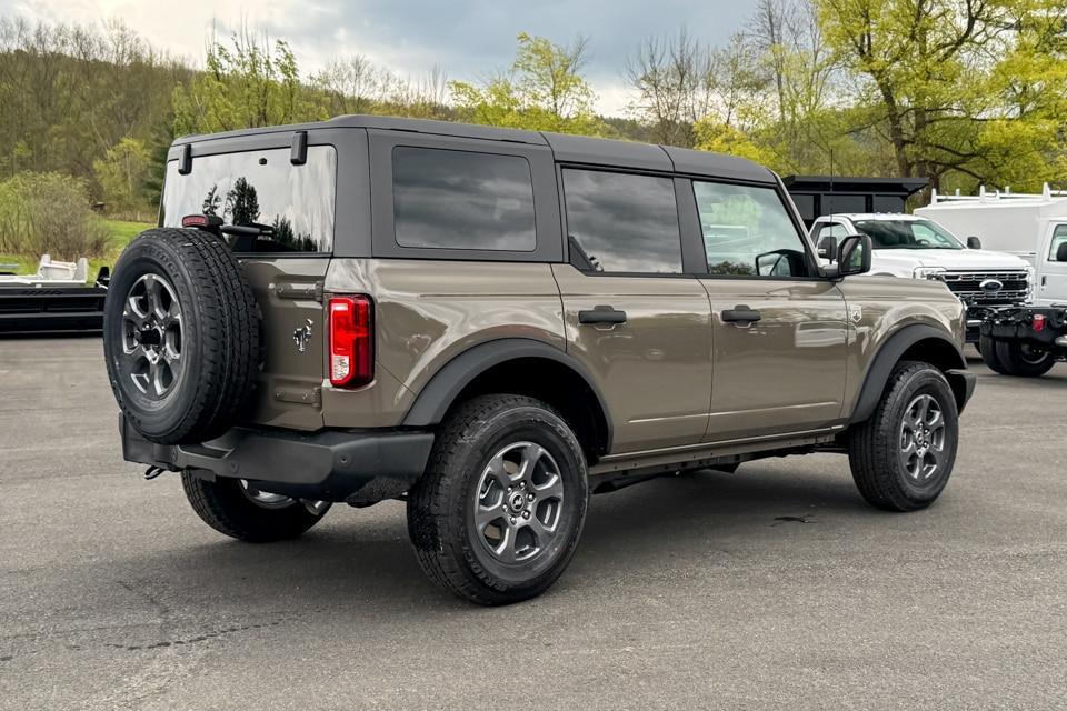 new 2025 Ford Bronco car, priced at $43,355