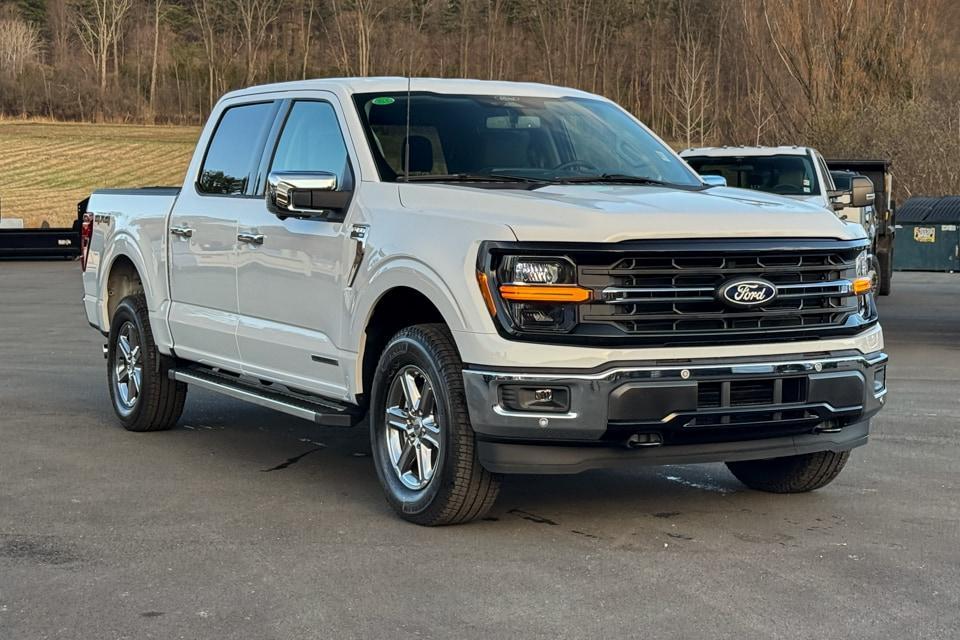 new 2025 Ford F-150 car, priced at $62,160