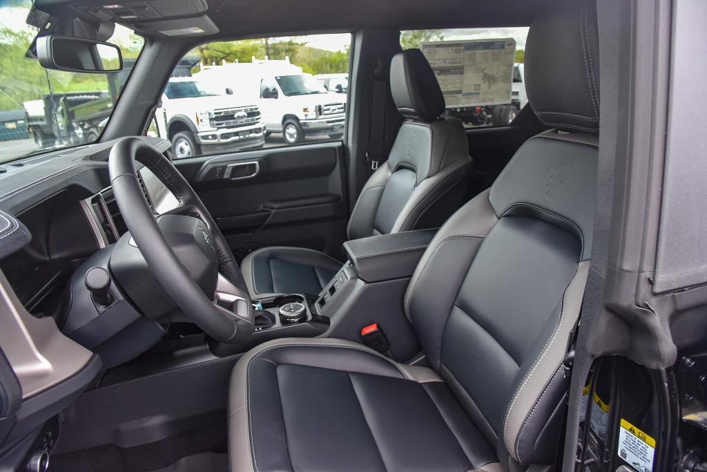 new 2025 Ford Bronco car, priced at $54,331