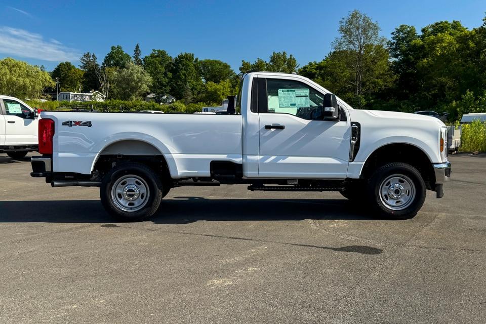 new 2025 Ford F-350 car