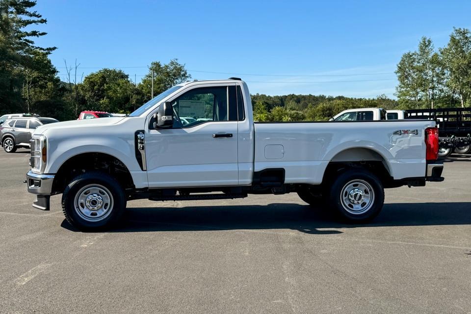 new 2025 Ford F-350 car