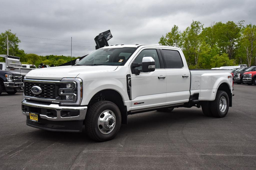 new 2025 Ford F-350 car, priced at $95,185