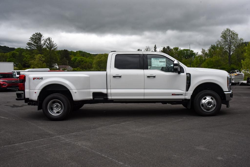 new 2025 Ford F-350 car, priced at $95,185