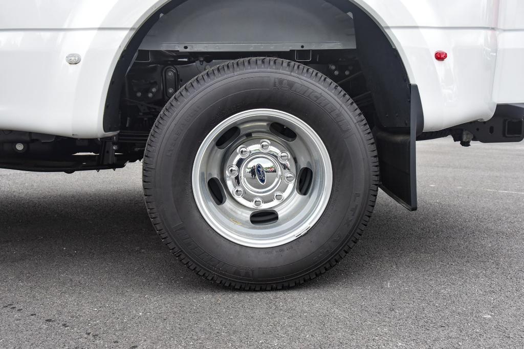 new 2025 Ford F-350 car, priced at $95,185