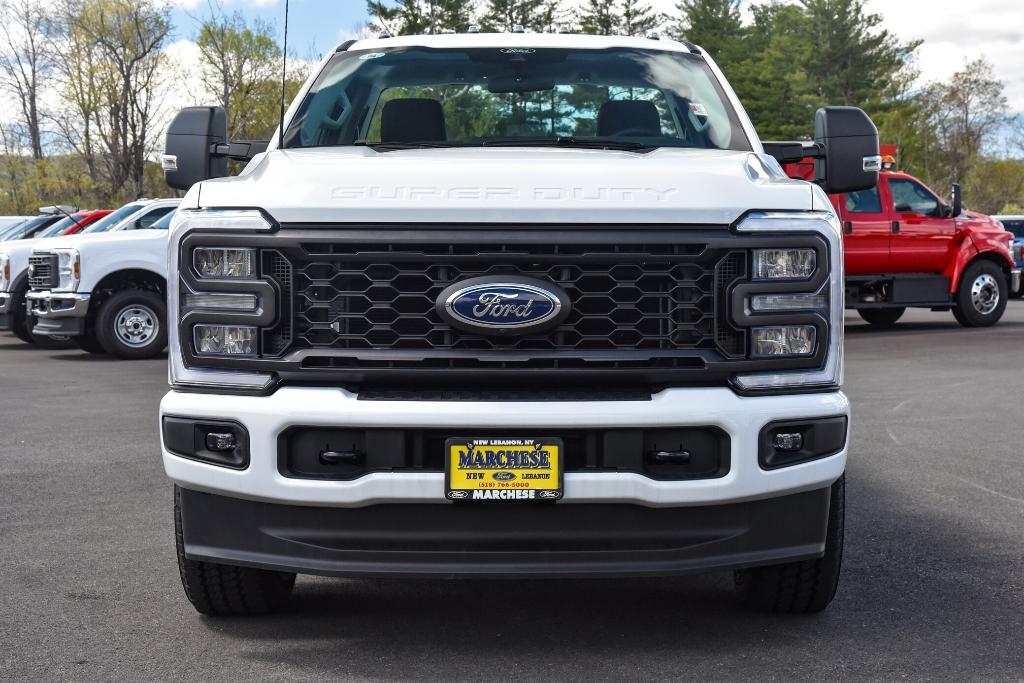 new 2024 Ford F-350 car, priced at $63,223