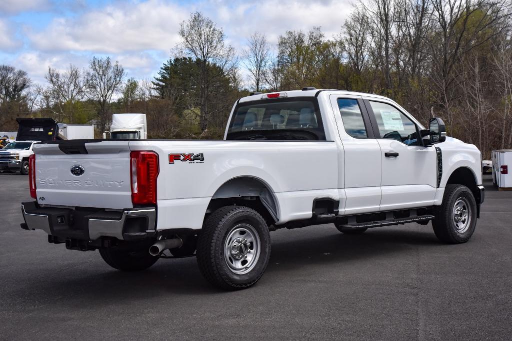 new 2025 Ford F-350 car, priced at $57,910