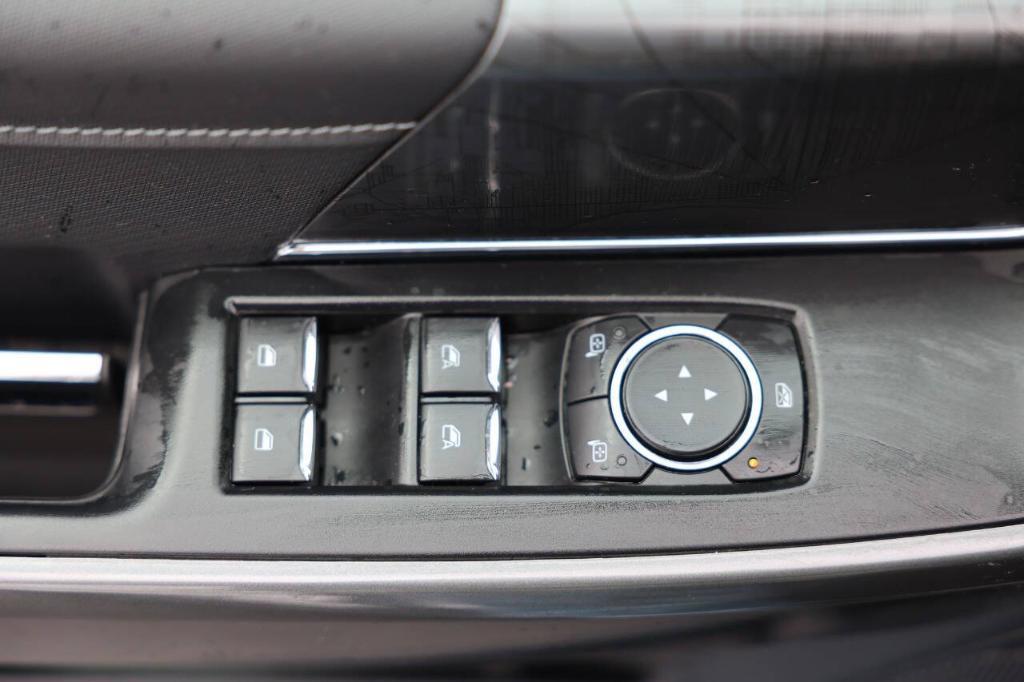 used 2022 Ford F-150 car, priced at $43,900