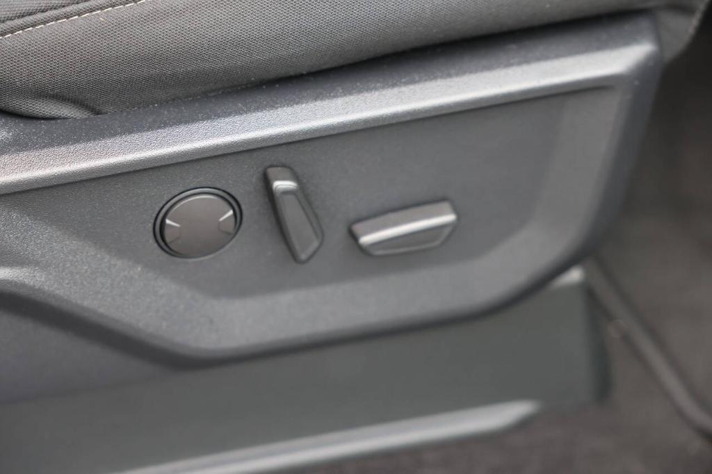 used 2022 Ford F-150 car, priced at $43,900