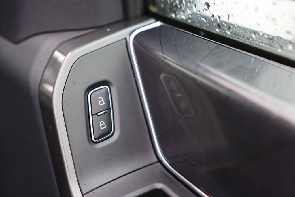 used 2022 Ford F-150 car, priced at $43,900