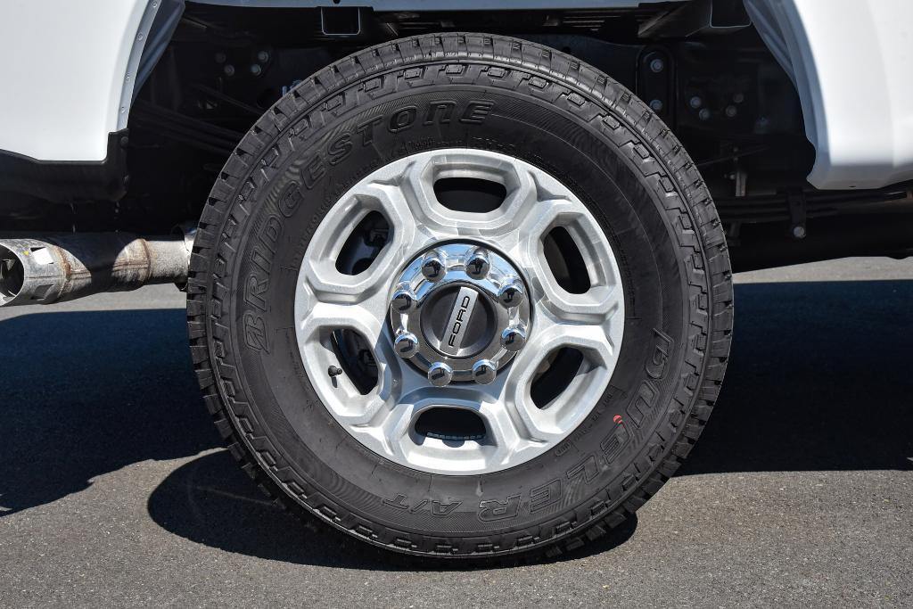 new 2025 Ford F-350 car, priced at $73,155
