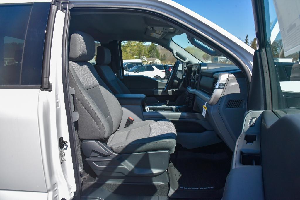 new 2025 Ford F-350 car, priced at $73,155