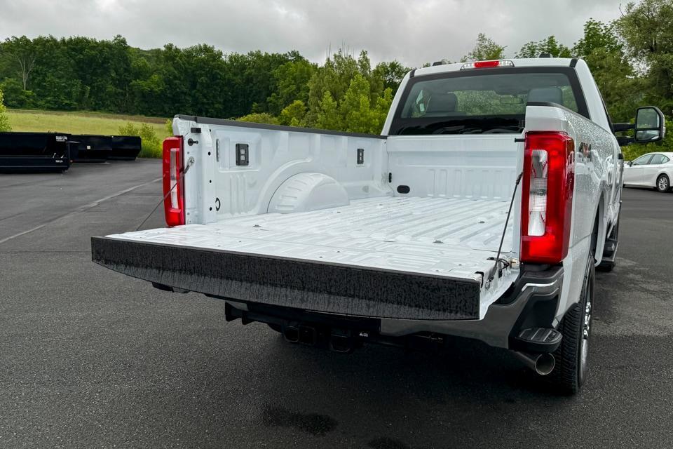 new 2025 Ford F-250 car, priced at $52,935