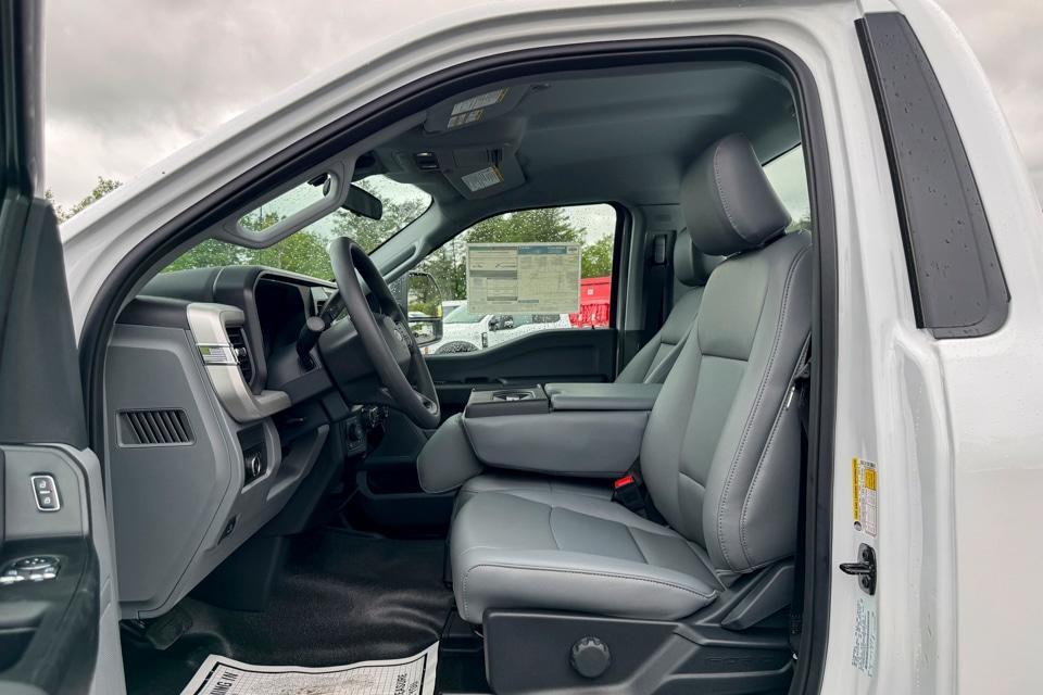 new 2025 Ford F-250 car, priced at $52,935