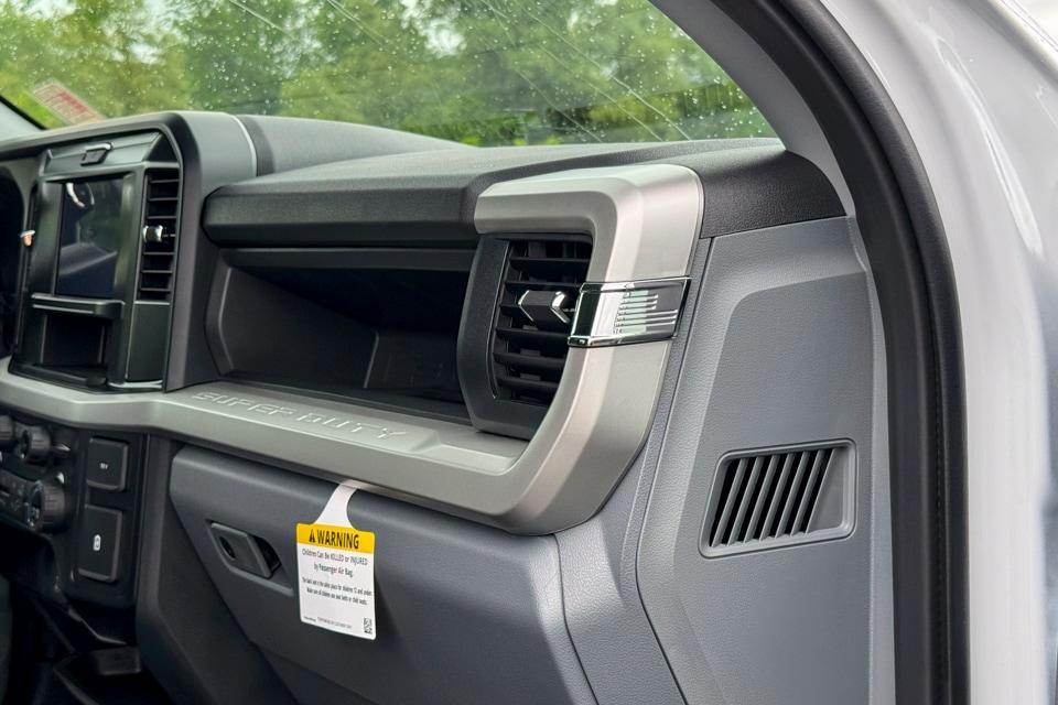 new 2025 Ford F-350 car, priced at $74,400