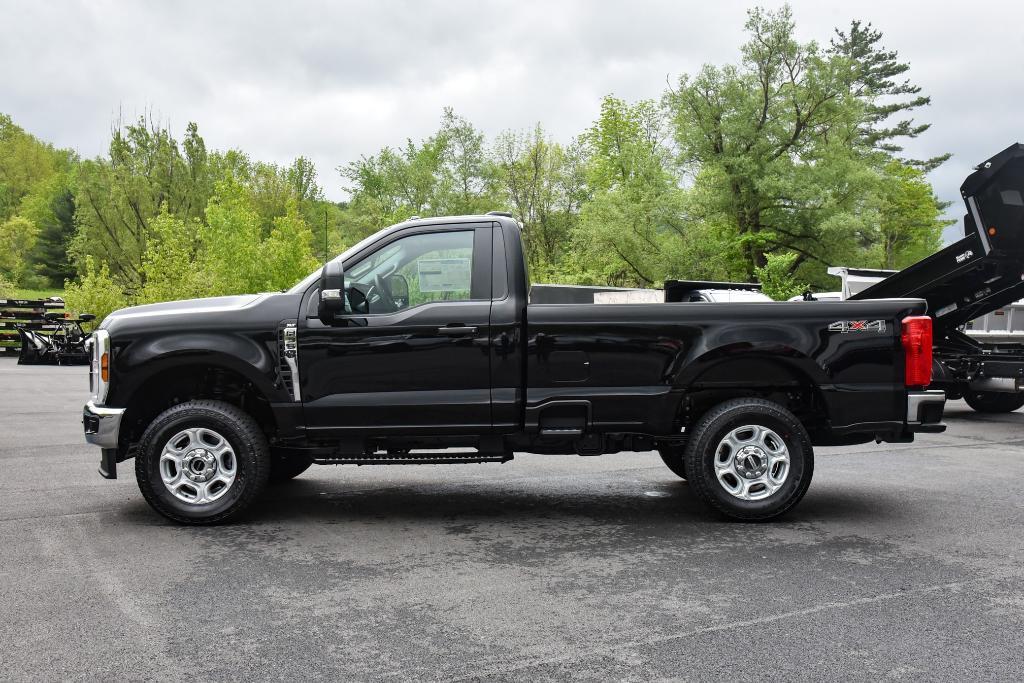 new 2025 Ford F-350 car, priced at $57,430