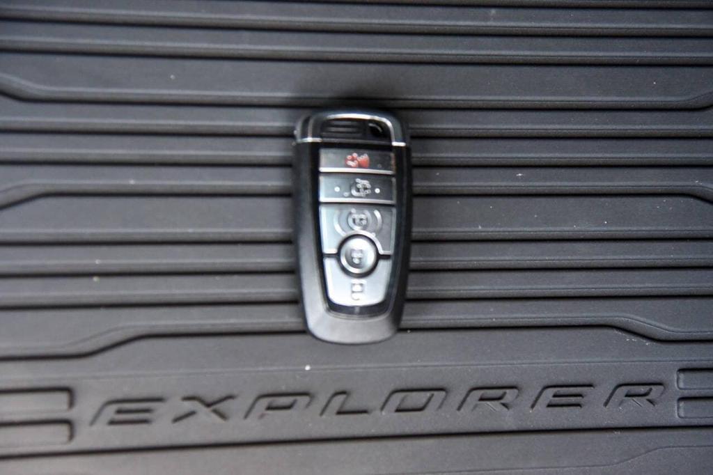 used 2025 Ford Explorer car, priced at $55,900