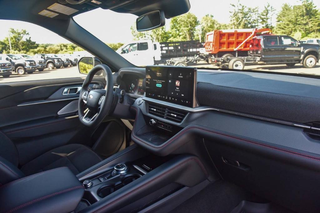 used 2025 Ford Explorer car, priced at $55,900