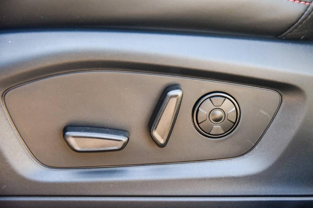 used 2025 Ford Explorer car, priced at $55,900