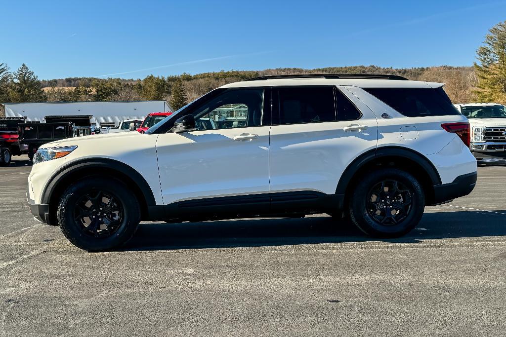 new 2024 Ford Explorer car, priced at $54,190