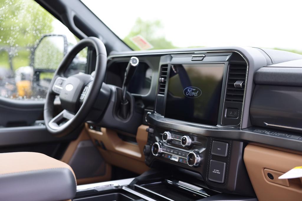 new 2025 Ford F-350 car, priced at $75,570