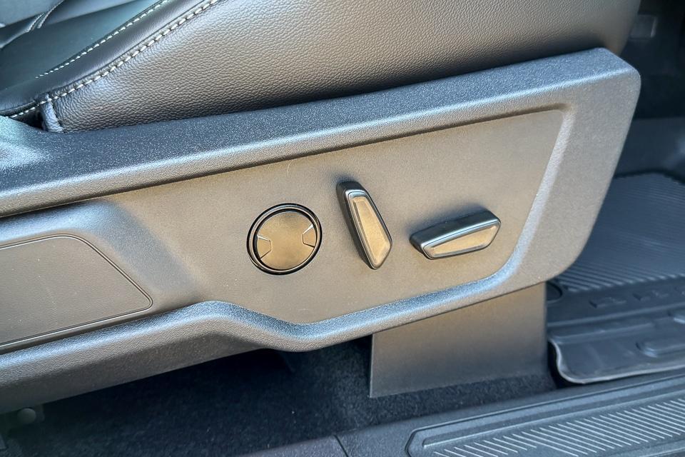 new 2025 Ford Bronco car, priced at $55,210