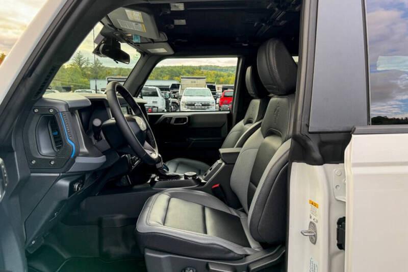 new 2024 Ford Bronco car, priced at $46,886