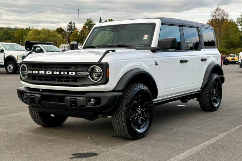 new 2024 Ford Bronco car, priced at $46,886