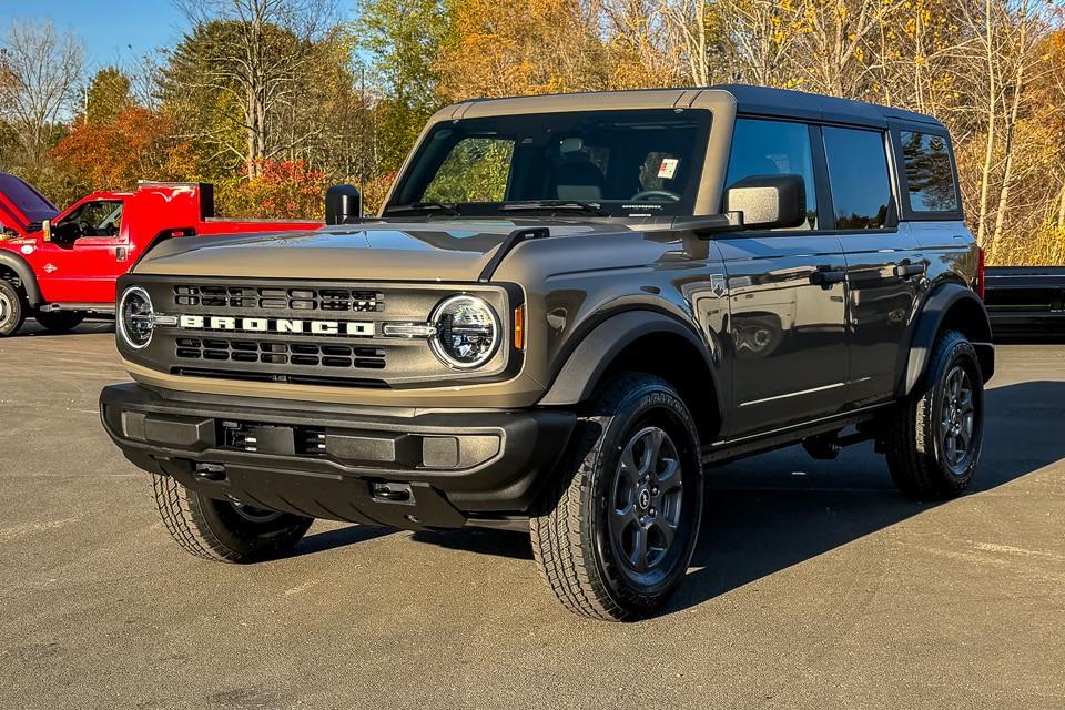 new 2025 Ford Bronco car, priced at $48,525