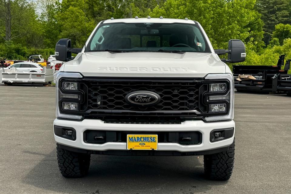 new 2025 Ford F-350 car