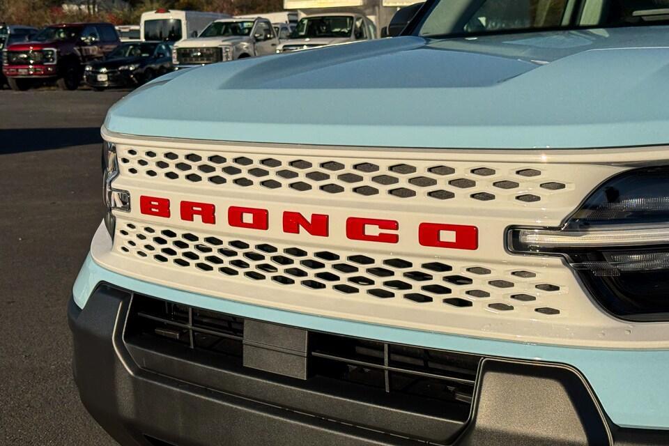 new 2025 Ford Bronco Sport car