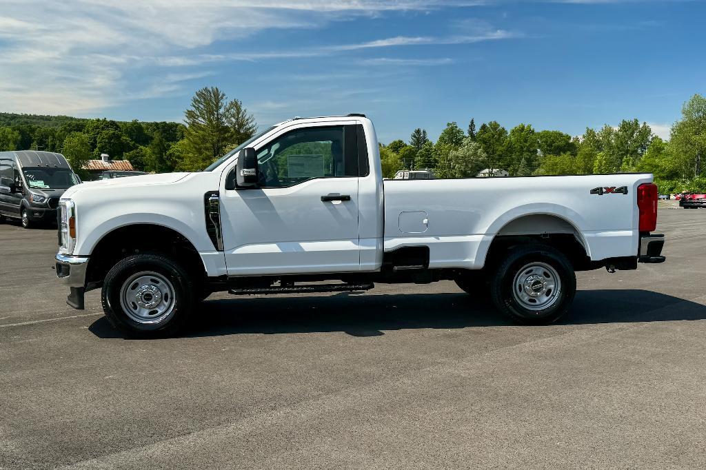 new 2024 Ford F-250 car, priced at $51,990