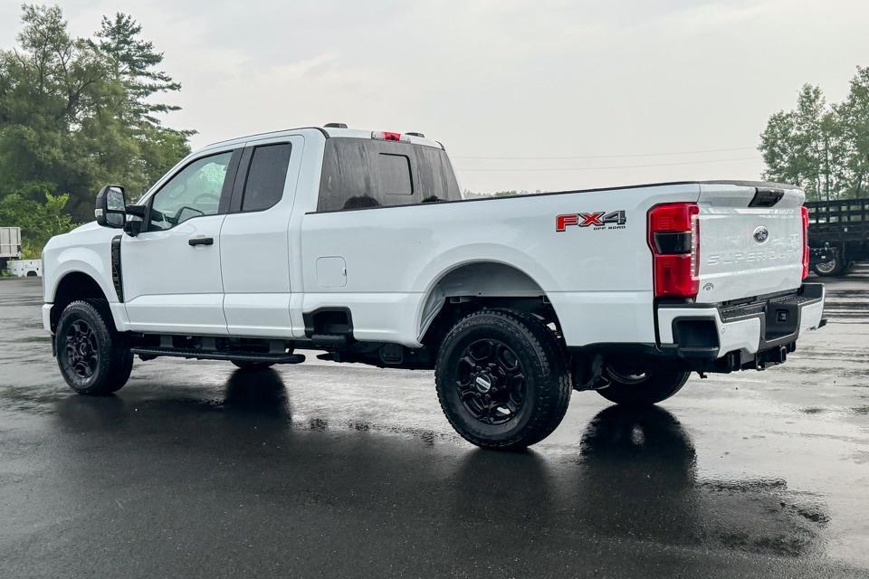 new 2025 Ford F-350 car, priced at $62,140
